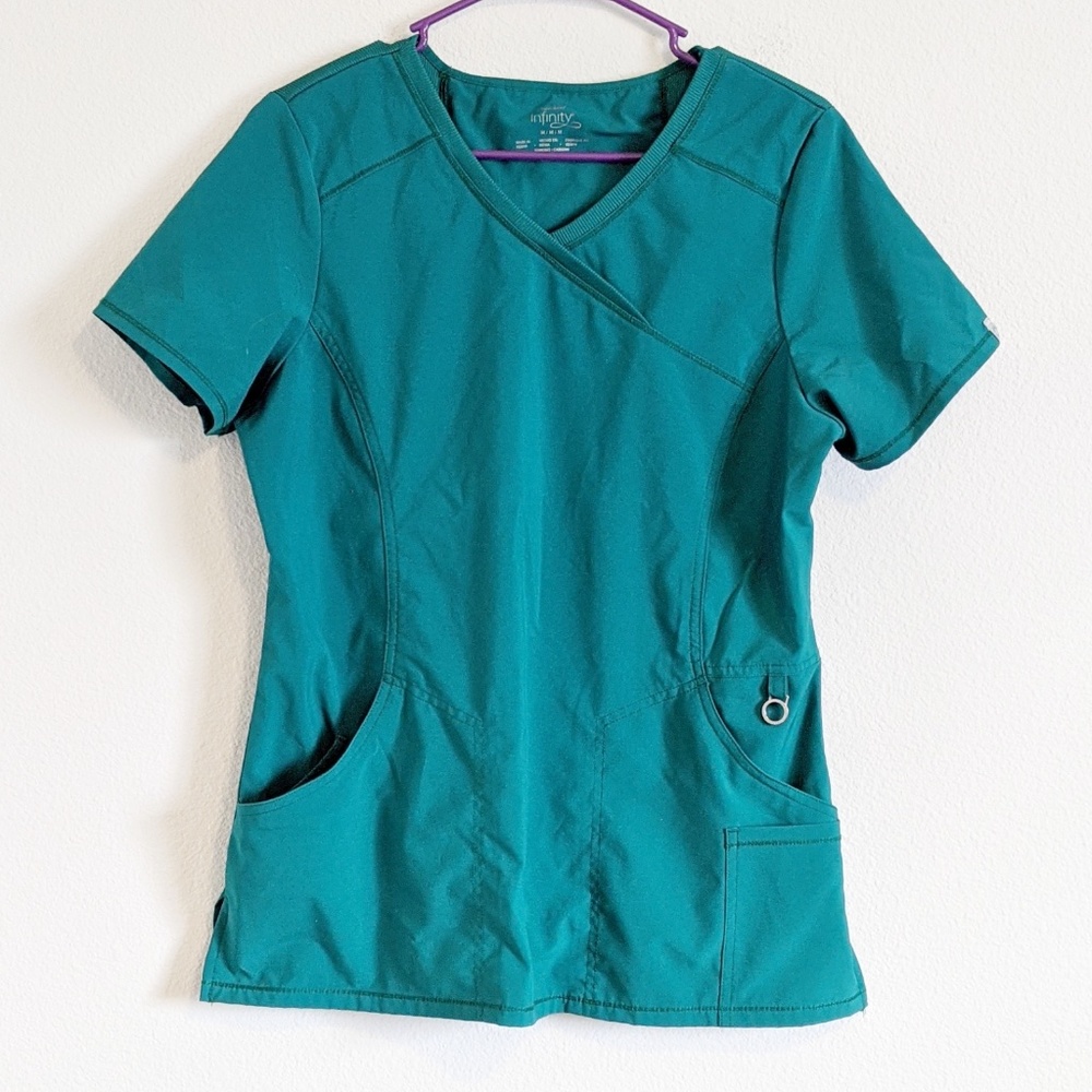 Cherokee Infinity | Uniform Top | Size M
